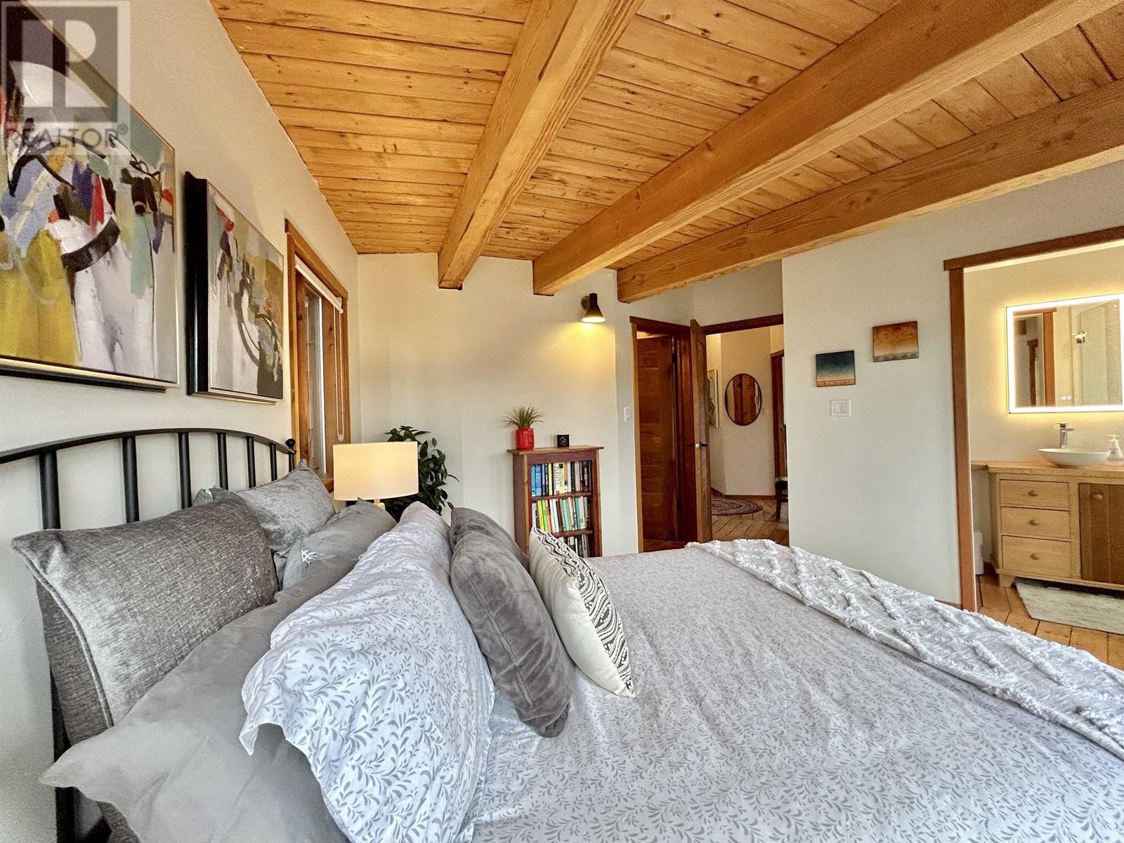 395 Skyline Drive, Gibsons, British Columbia  V0N 1V8 - Photo 23 - R2863040