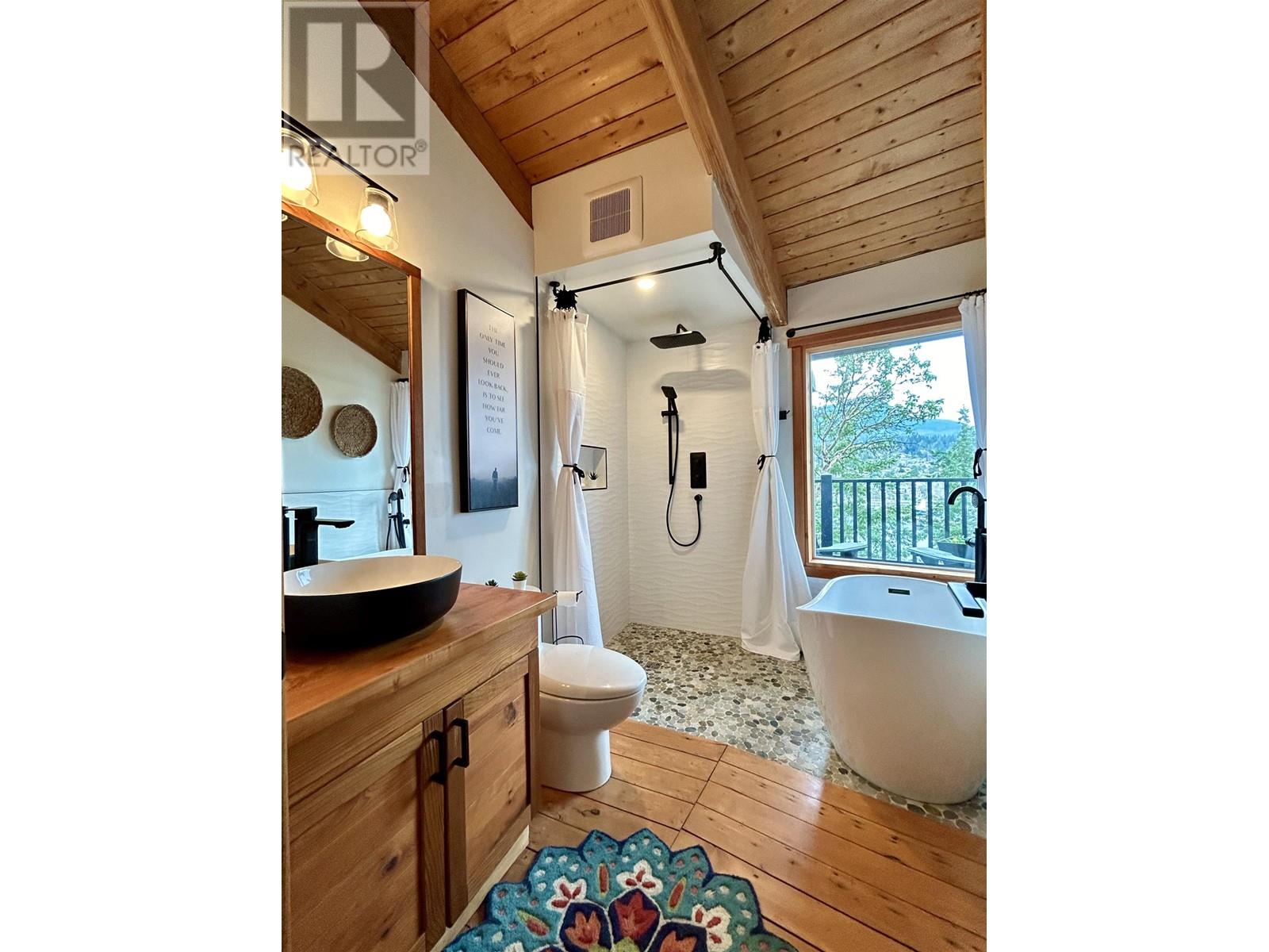 395 Skyline Drive, Gibsons, British Columbia  V0N 1V8 - Photo 24 - R2863040