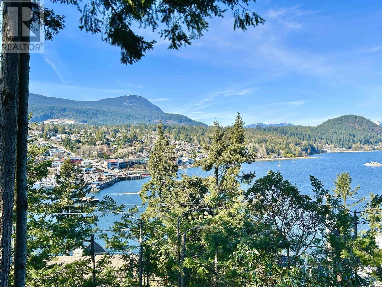395 Skyline Drive, Gibsons, British Columbia  V0N 1V8 - Photo 7 - R2863040