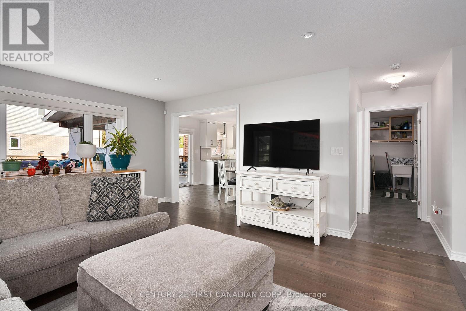 1 Russet Lane, St. Thomas, Ontario  N5R 0E5 - Photo 6 - X8174396