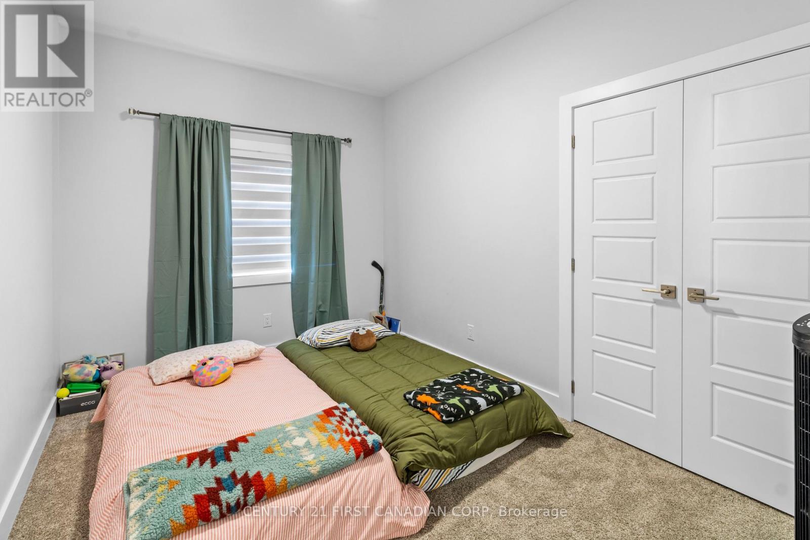 27 Spruce Cres, North Middlesex, Ontario  N0M 2K0 - Photo 12 - X8174614