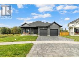 27 Spruce Crescent-13;, North Middlesex, Ca