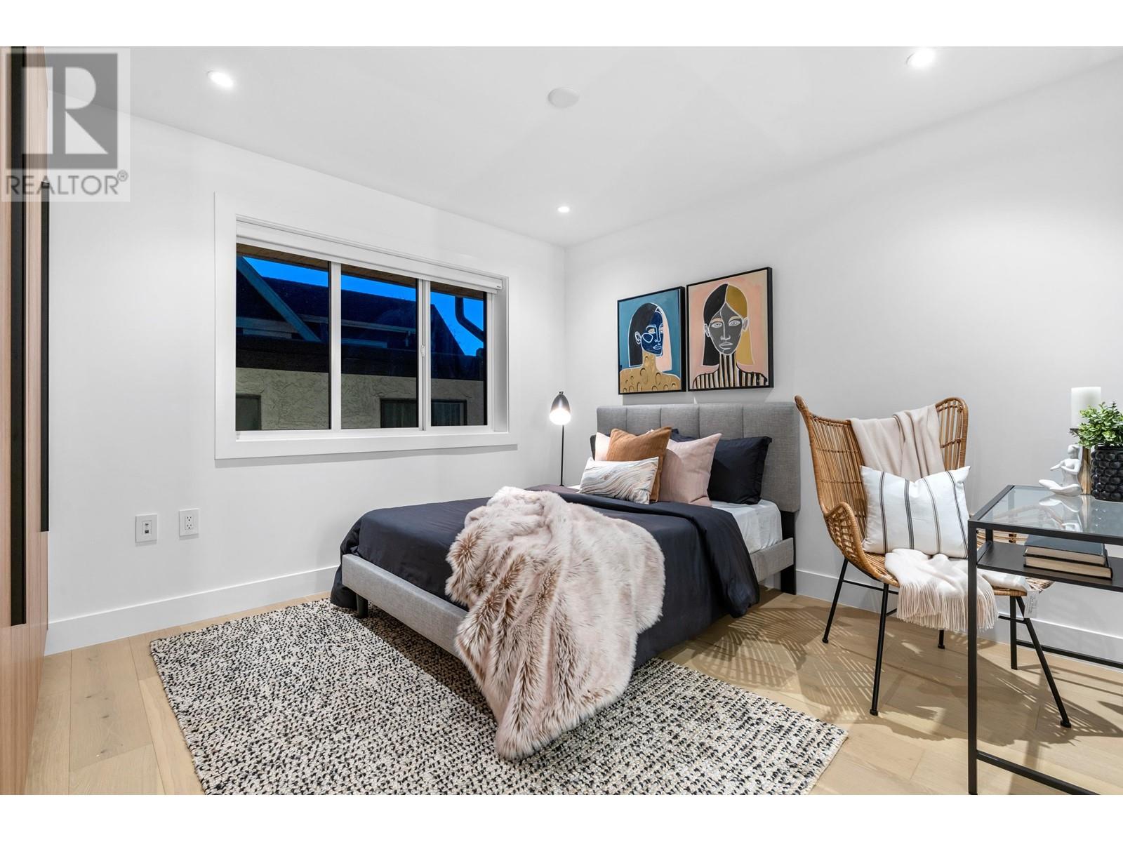 2587 Kitchener Street, Vancouver, British Columbia  V5K 3C7 - Photo 10 - R2863134