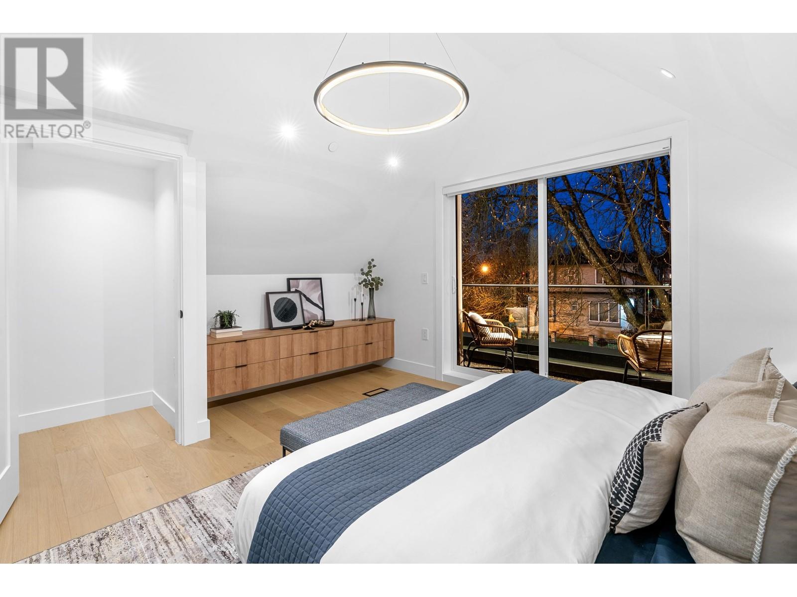 2587 Kitchener Street, Vancouver, British Columbia  V5K 3C7 - Photo 12 - R2863134
