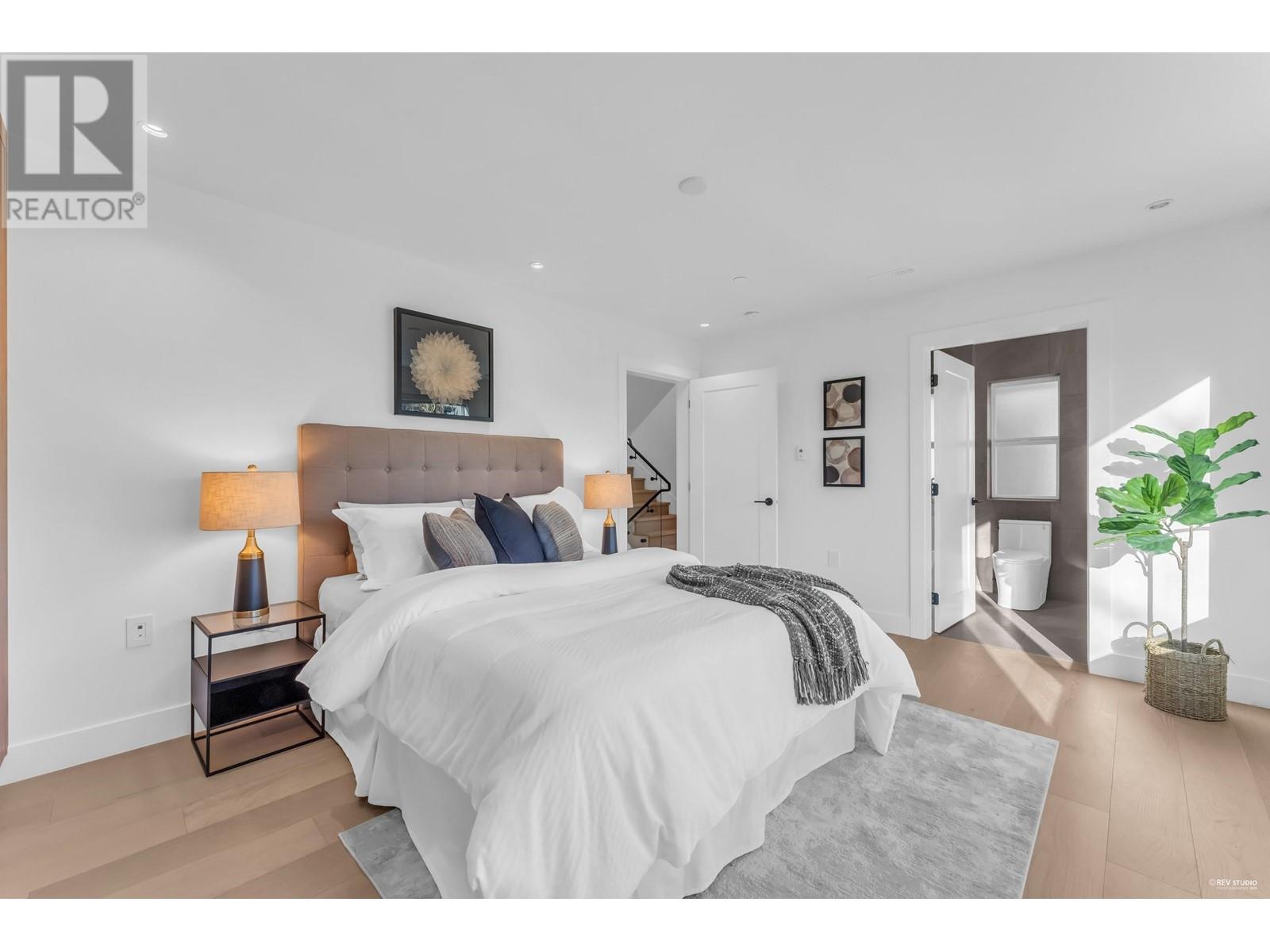 2587 Kitchener Street, Vancouver, British Columbia  V5K 3C7 - Photo 20 - R2863134