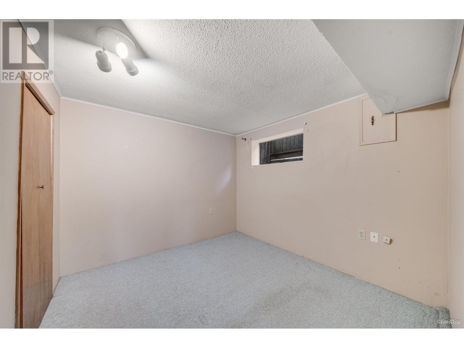 5375 Georgia Street, Burnaby, British Columbia  V5B 1V3 - Photo 23 - R2863089