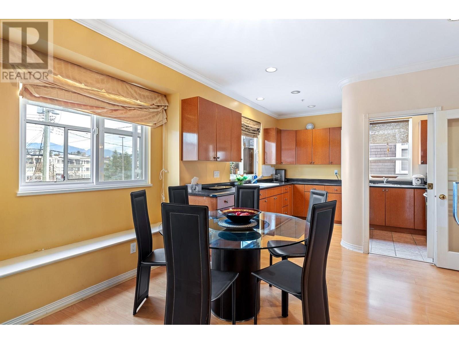 2575 W 10th Avenue, Vancouver, British Columbia  V6K 2J5 - Photo 11 - R2863097