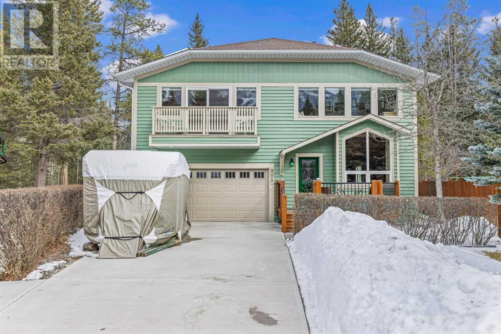 905 Larch Place, canmore, Alberta