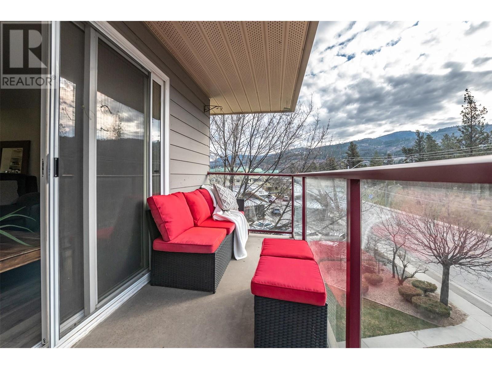 110 Skaha Place Unit# 410, Penticton, British Columbia  V2A 7L1 - Photo 13 - 10306635