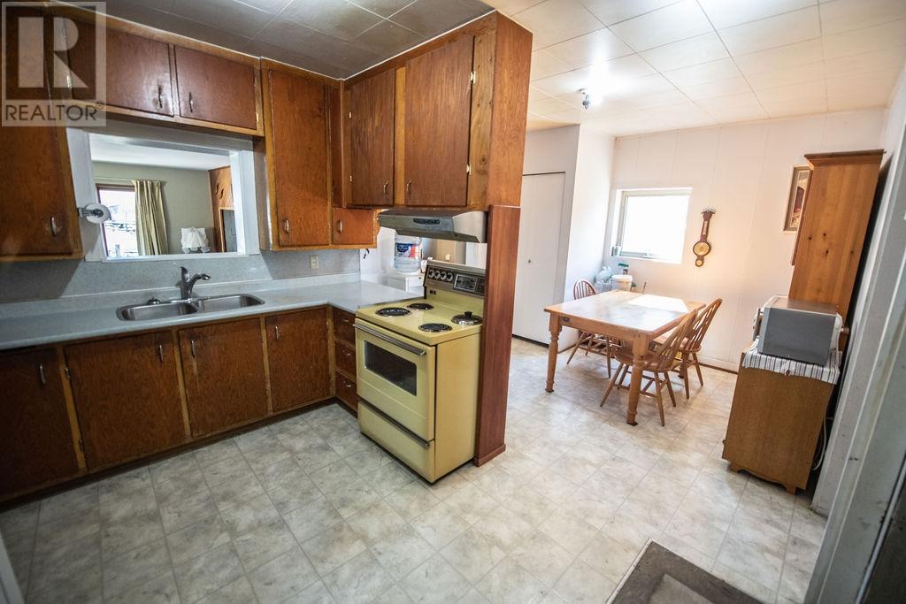 3076 Mccorvie Rd, Clearwater, British Columbia  V0E 3A0 - Photo 15 - 177411