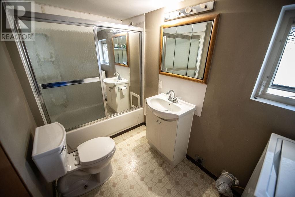 3076 Mccorvie Rd, Clearwater, British Columbia  V0E 3A0 - Photo 26 - 177411