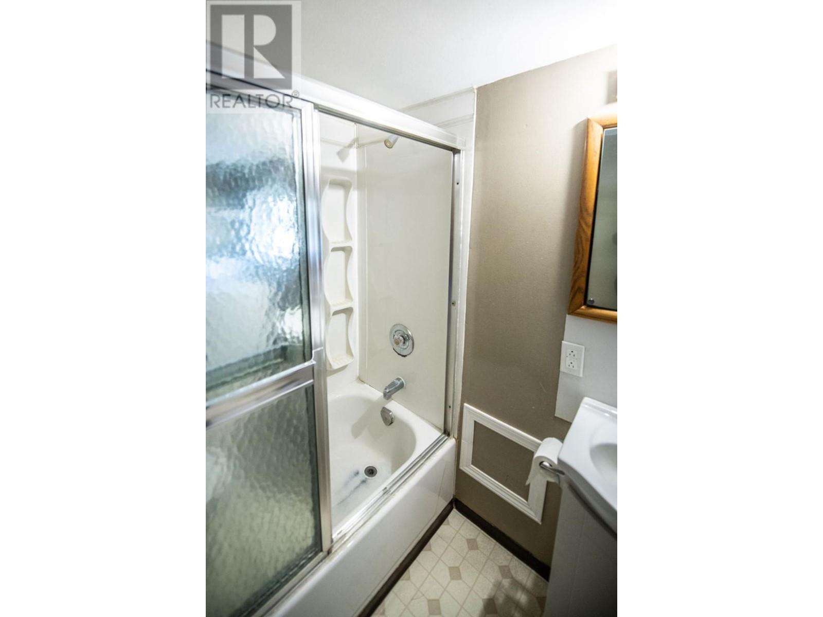 3076 Mccorvie Rd, Clearwater, British Columbia  V0E 3A0 - Photo 27 - 177411