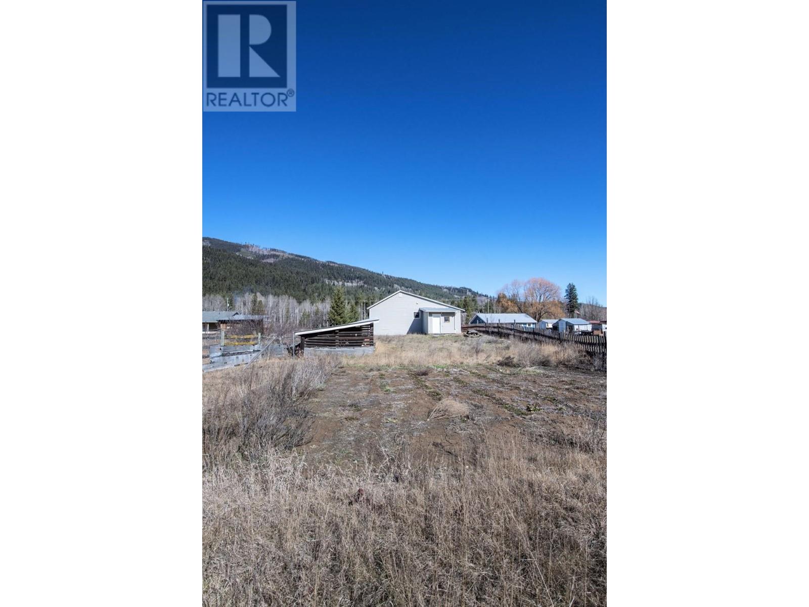 3076 Mccorvie Rd, Clearwater, British Columbia  V0E 3A0 - Photo 33 - 177411