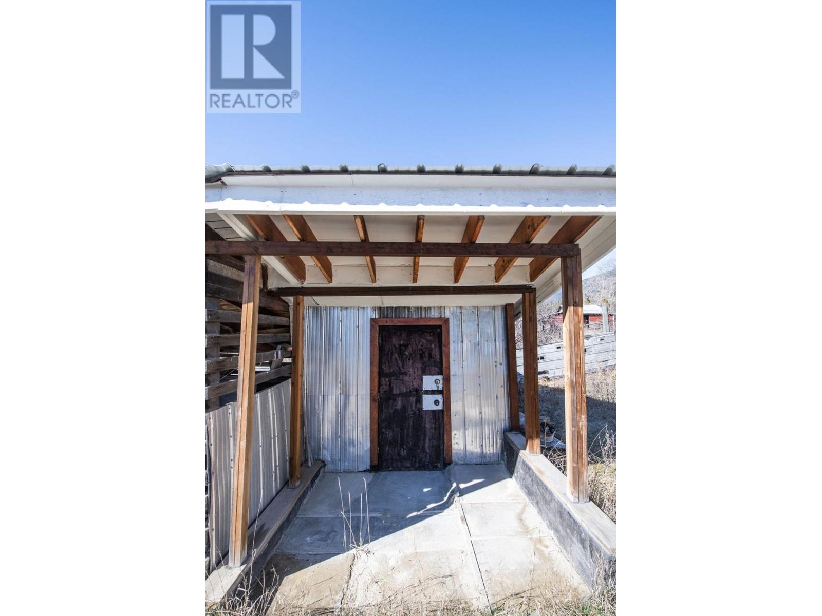 3076 Mccorvie Rd, Clearwater, British Columbia  V0E 3A0 - Photo 38 - 177411