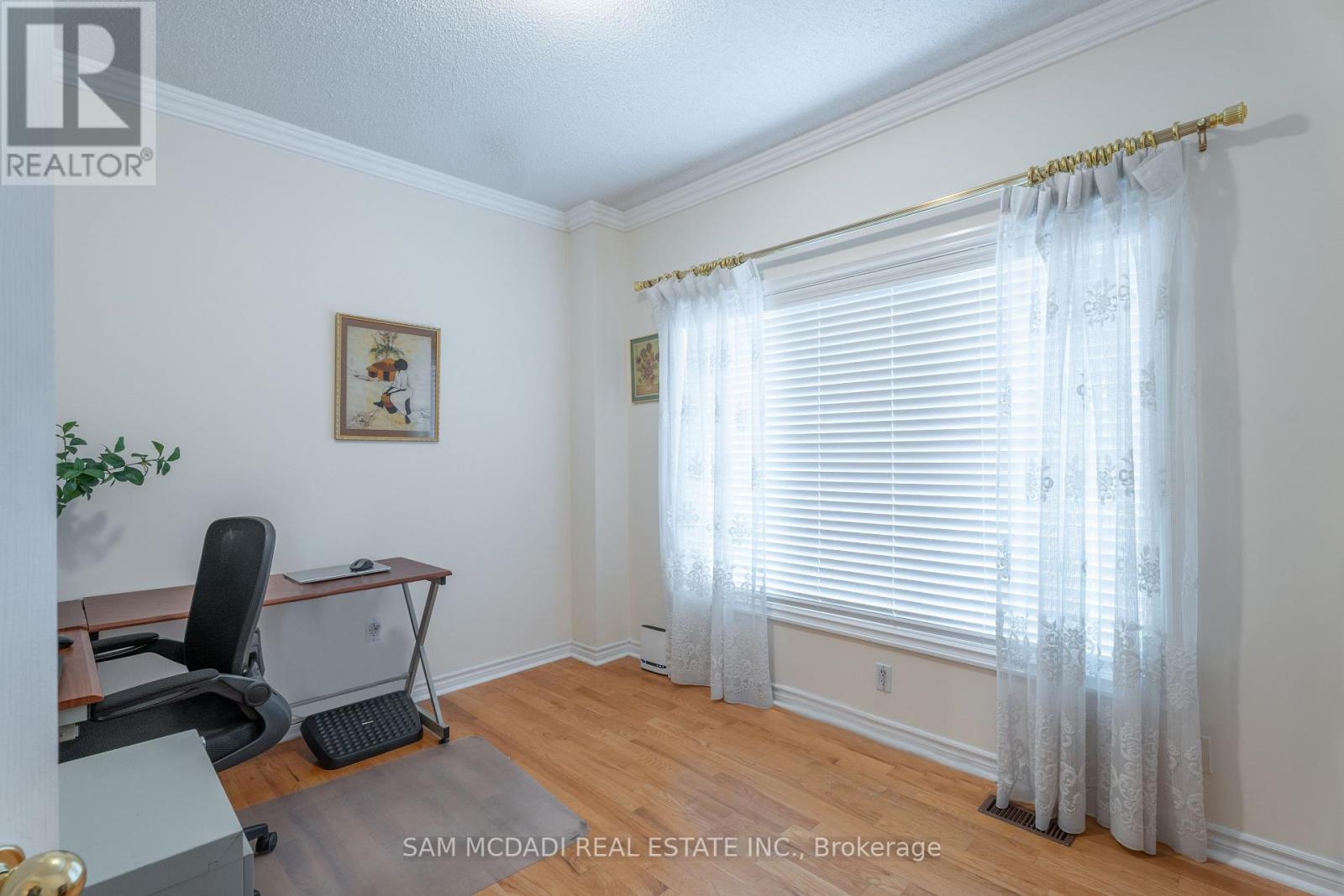 2360 Silverwood Dr, Mississauga, Ontario  L5M 5B3 - Photo 17 - W8171550