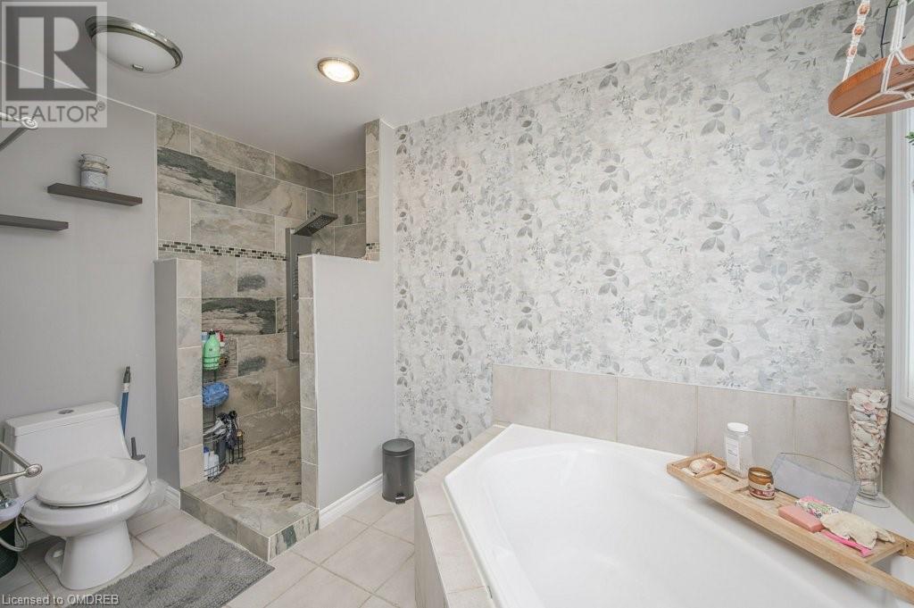 22 Falconridge Drive, Hamilton, Ontario  L9B 2P2 - Photo 27 - 40561642