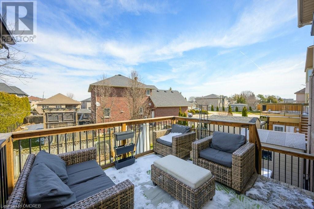 22 Falconridge Drive, Hamilton, Ontario  L9B 2P2 - Photo 39 - 40561642