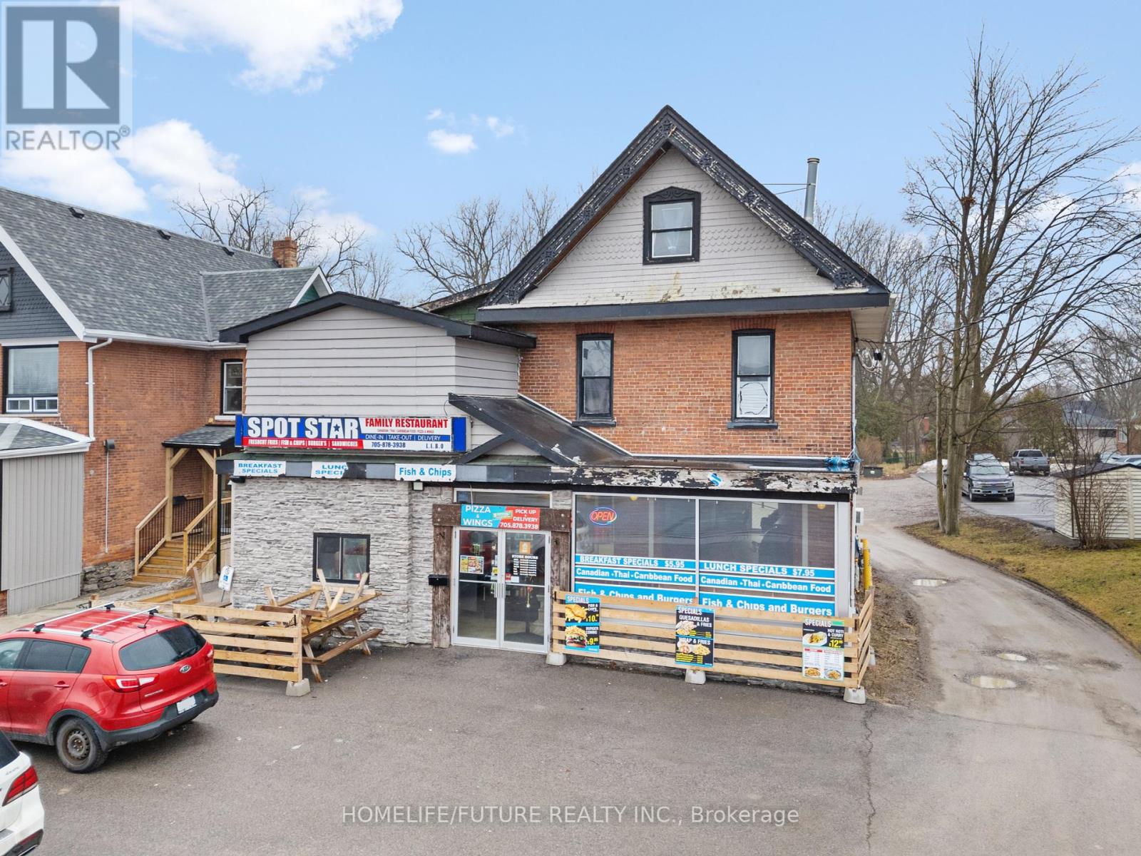 259 Kent Street W, Kawartha Lakes, Ontario  K9V 2Z3 - Photo 1 - X8172510