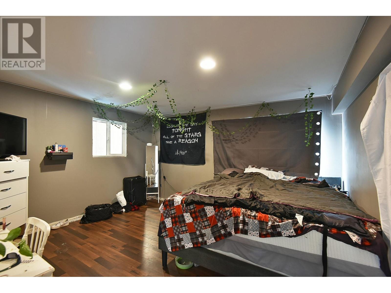 5724 Nickerson Road, Sechelt, British Columbia  V7Z 0M4 - Photo 12 - R2809549