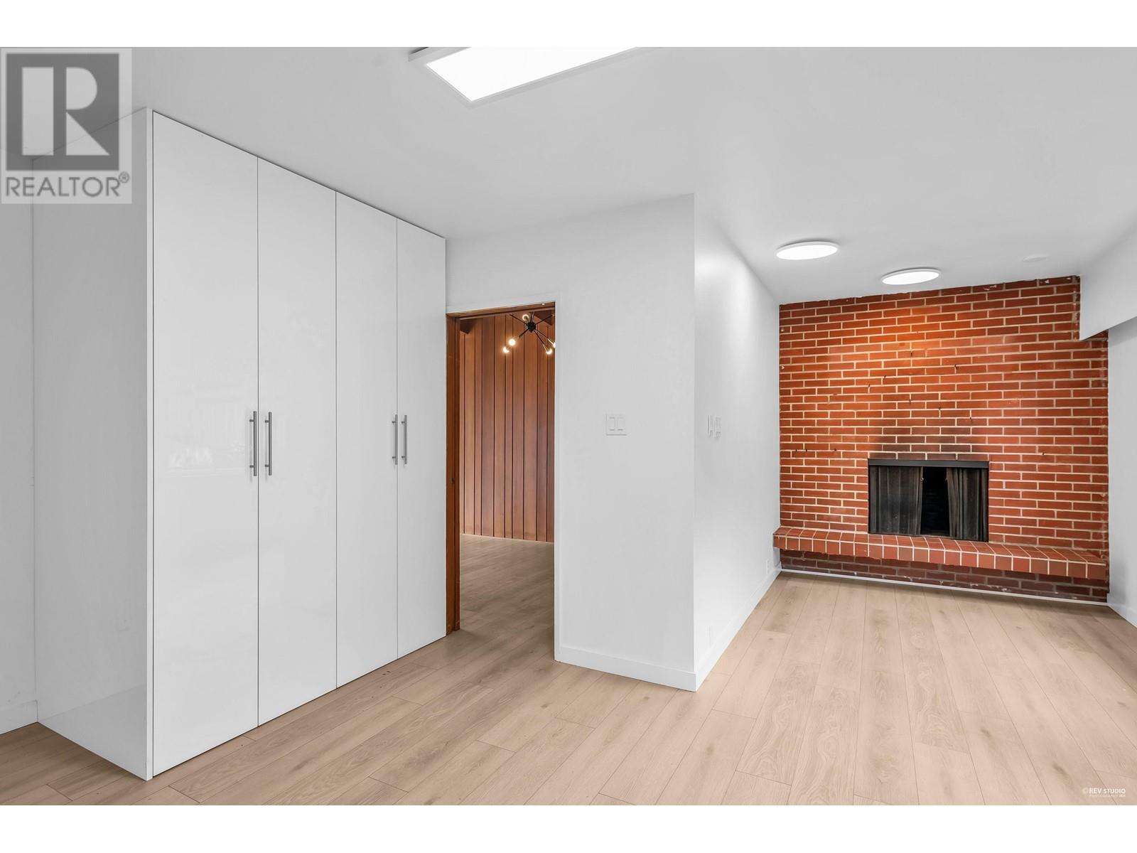 734 Crystal Court, North Vancouver, British Columbia  V7R 2B5 - Photo 17 - R2863190