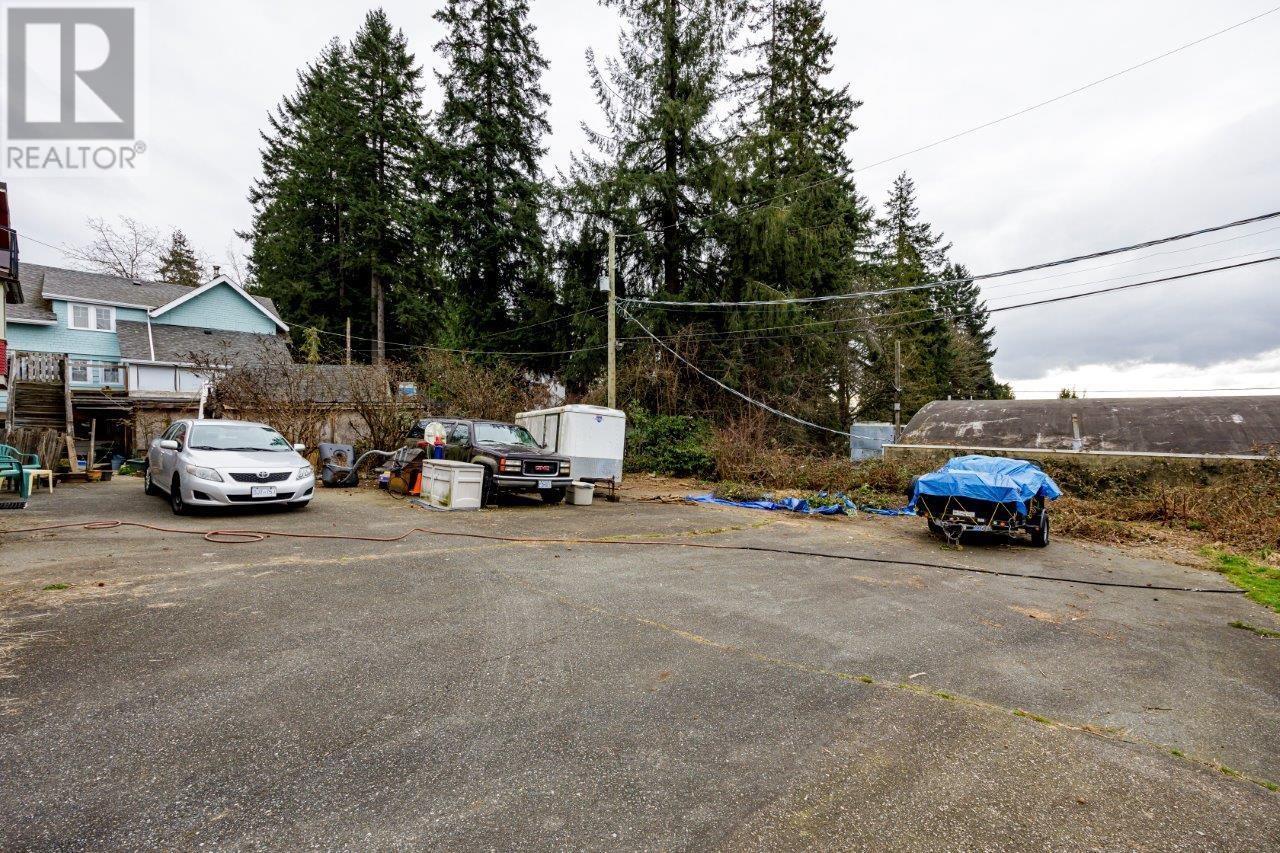 131 E Kings Road, North Vancouver, British Columbia  V7N 1H4 - Photo 15 - R2863252