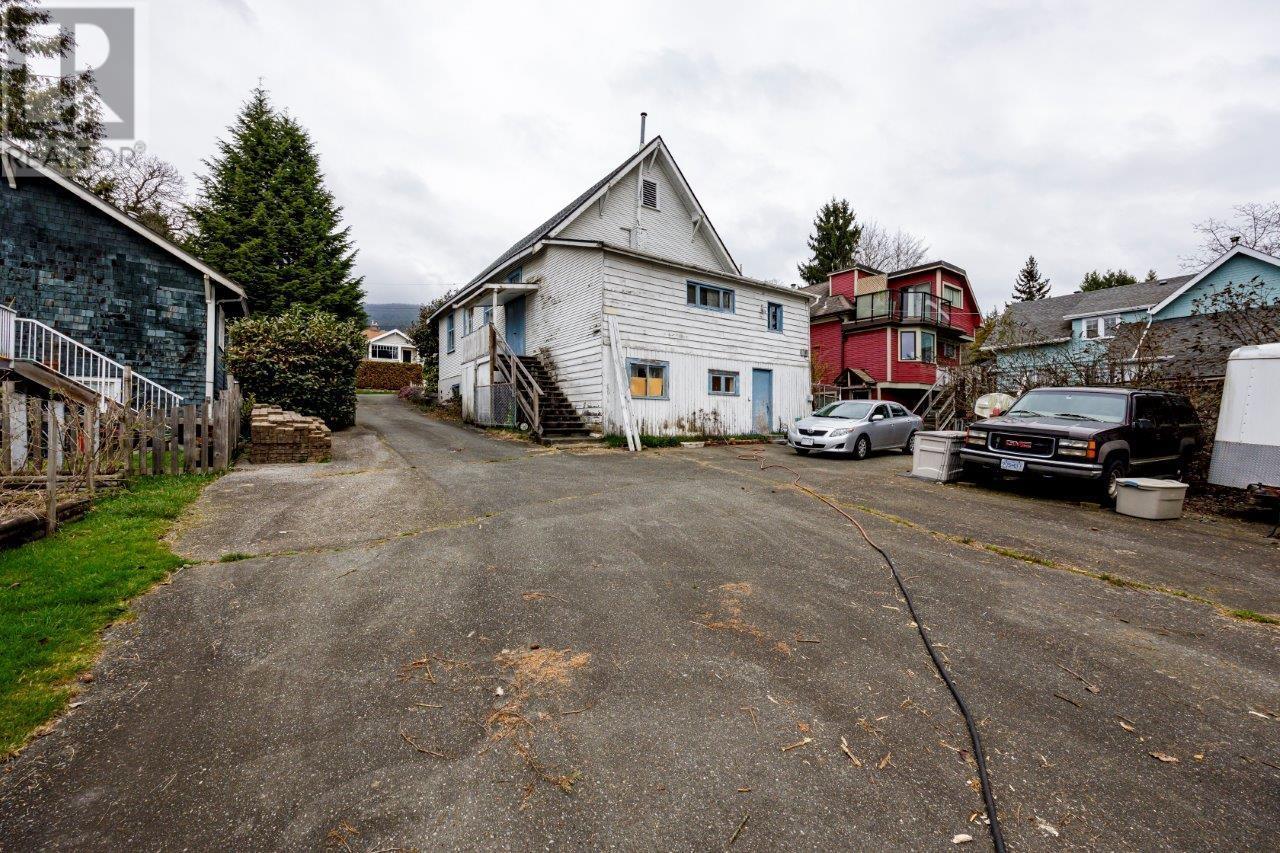 131 E Kings Road, North Vancouver, British Columbia  V7N 1H4 - Photo 16 - R2863252