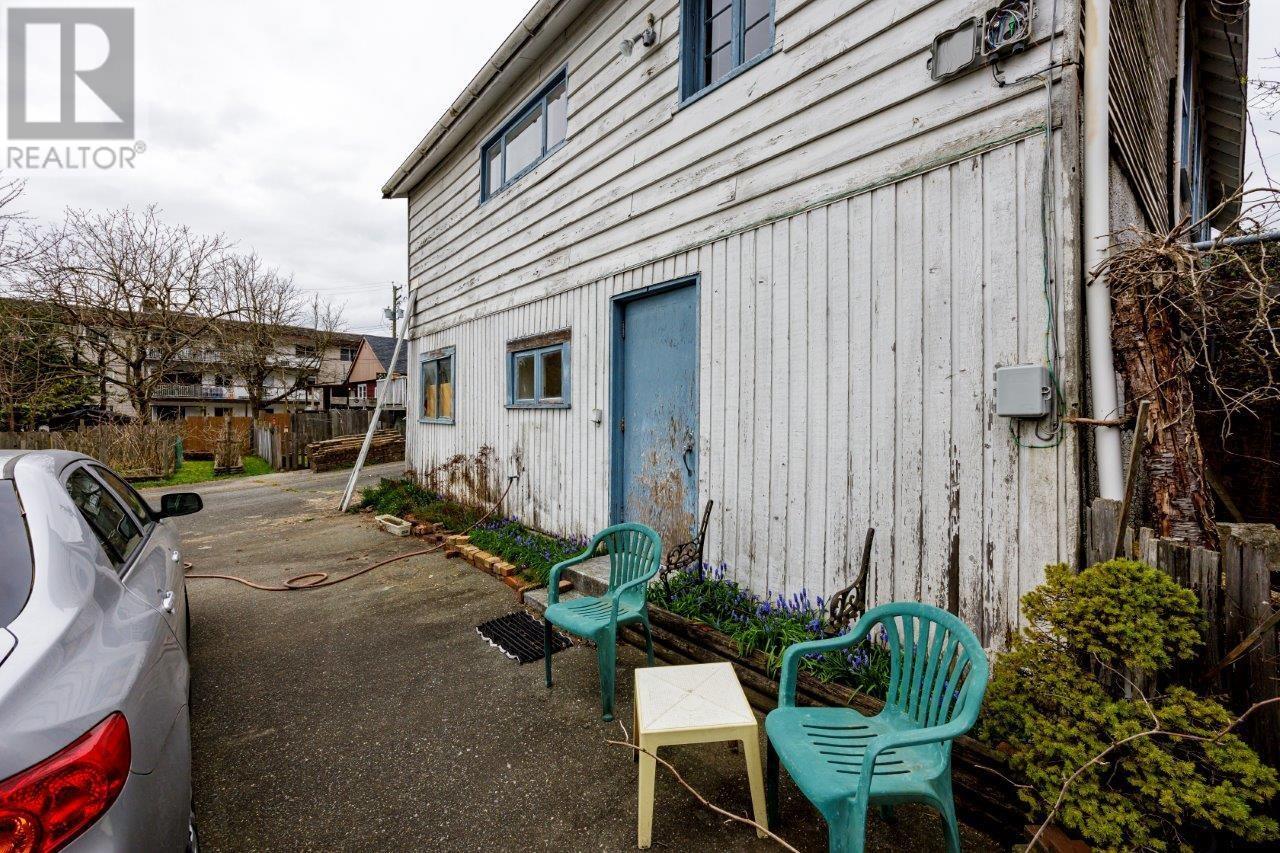 131 E Kings Road, North Vancouver, British Columbia  V7N 1H4 - Photo 18 - R2863252