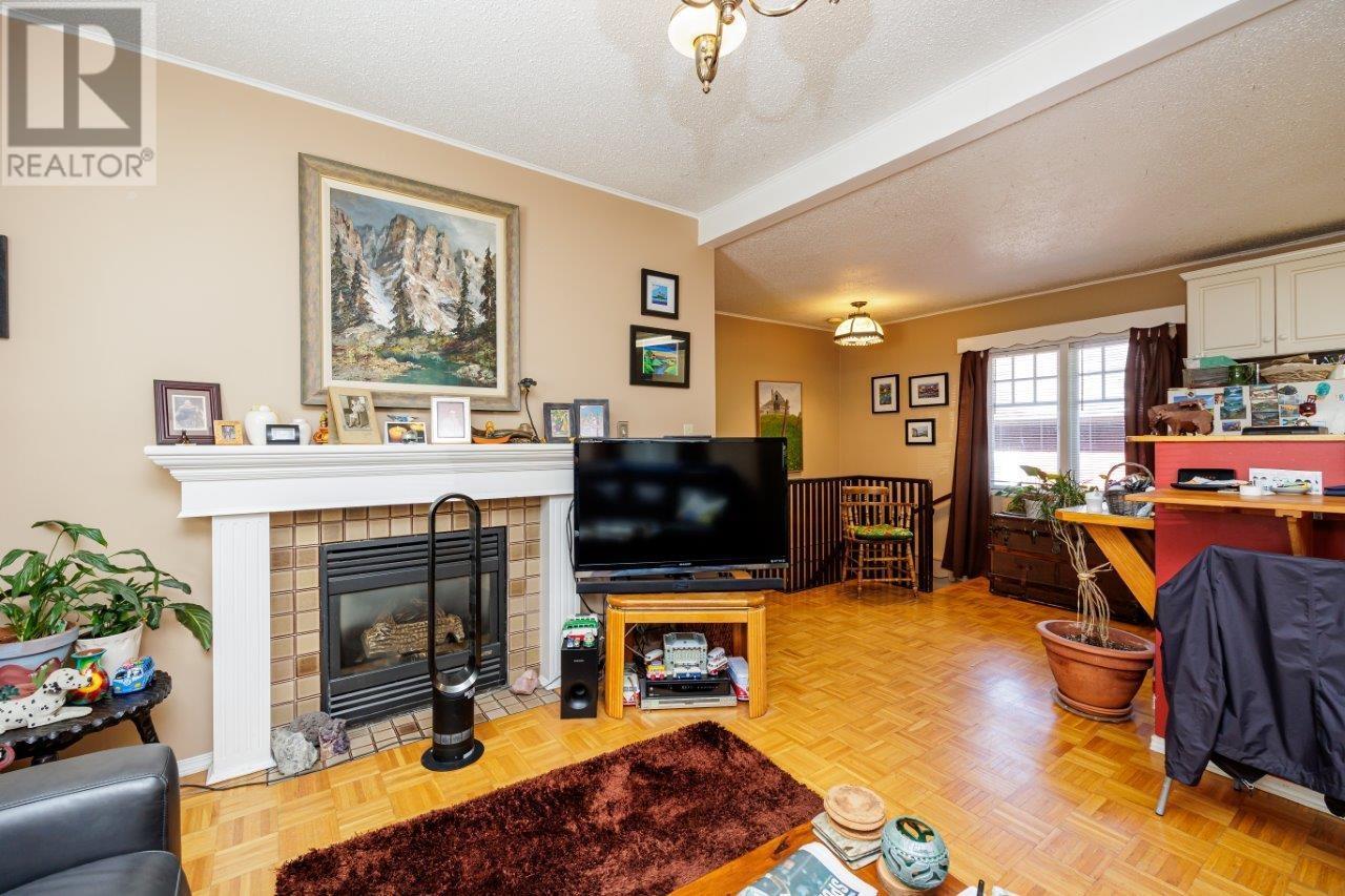123 E Kings Road, North Vancouver, British Columbia  V7N 1H4 - Photo 11 - R2863253