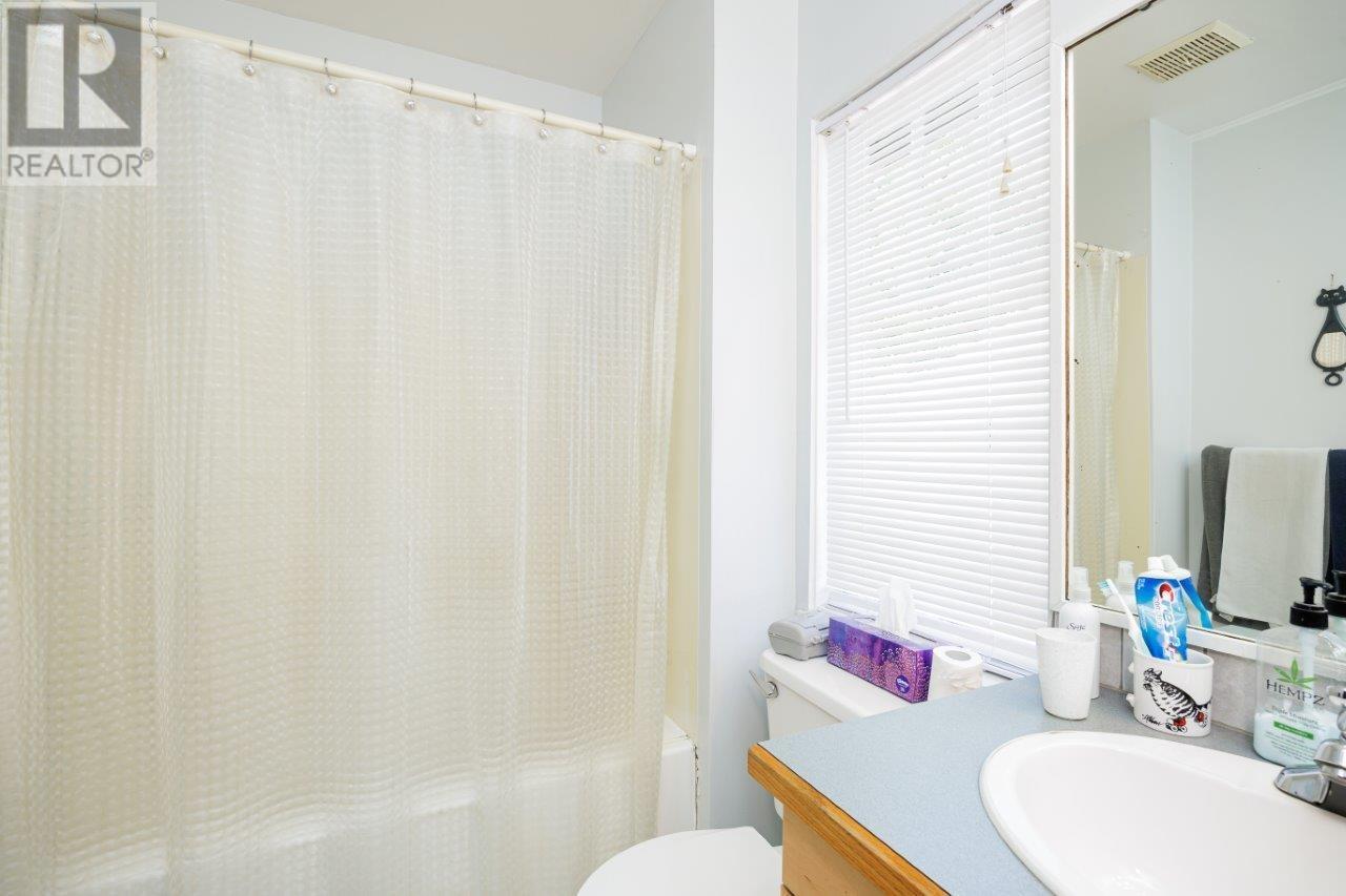 123 E Kings Road, North Vancouver, British Columbia  V7N 1H4 - Photo 13 - R2863253