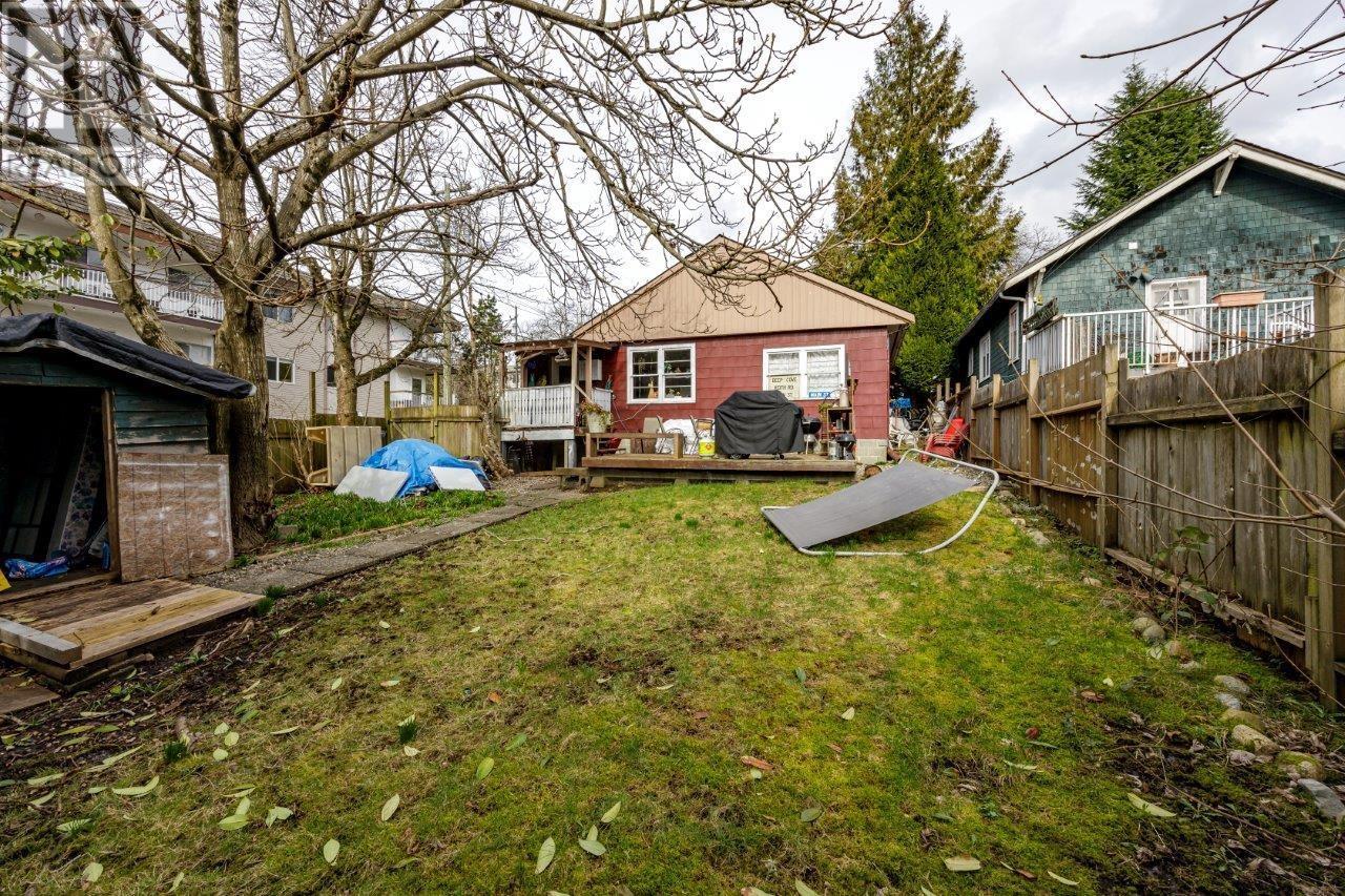 119 E Kings Road, North Vancouver, British Columbia  V7N 1H4 - Photo 27 - R2863254