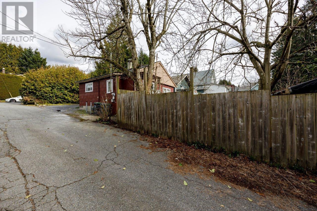 119 E Kings Road, North Vancouver, British Columbia  V7N 1H4 - Photo 30 - R2863254