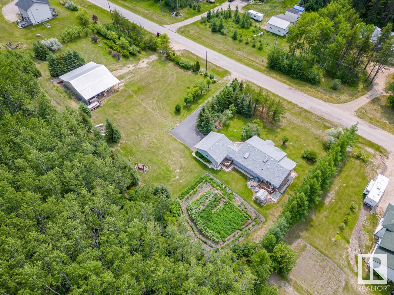 5011 52 Av, Cherry Grove, Alberta  T0A 1T0 - Photo 40 - E4378916