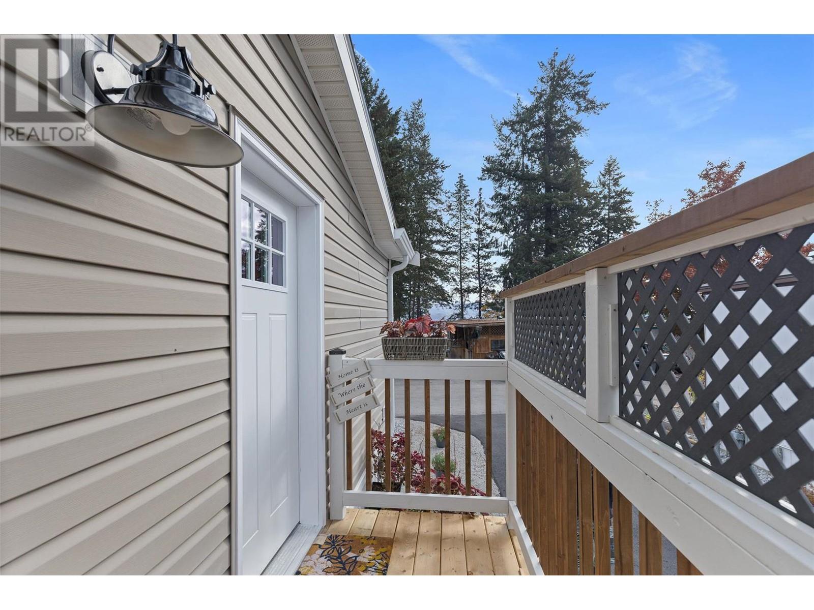 5371 Princeton Avenue Unit# 18 Peachland