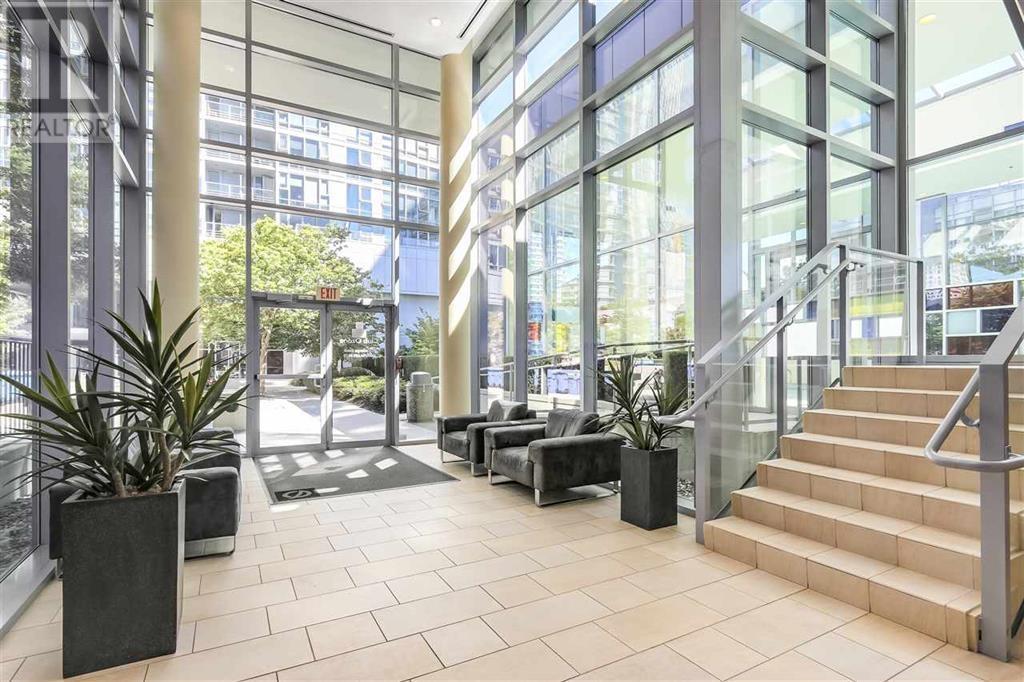 2806 111 W Georgia Street, Vancouver, British Columbia  V6B 1T8 - Photo 2 - R2863284