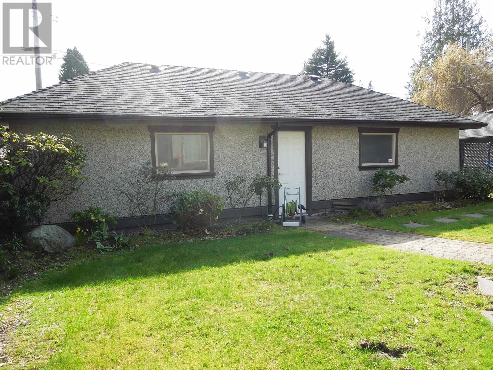 Listing Picture 4 of 24 : 1662 W 61ST AVENUE, Vancouver / 溫哥華 - 魯藝地產 Yvonne Lu Group - MLS Medallion Club Member