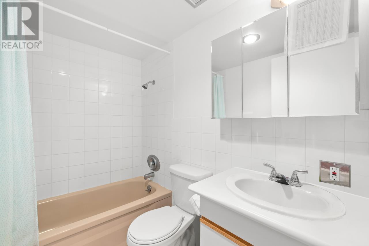 503 2370 W 2nd Avenue, Vancouver, British Columbia  V6K 1J2 - Photo 14 - R2863346