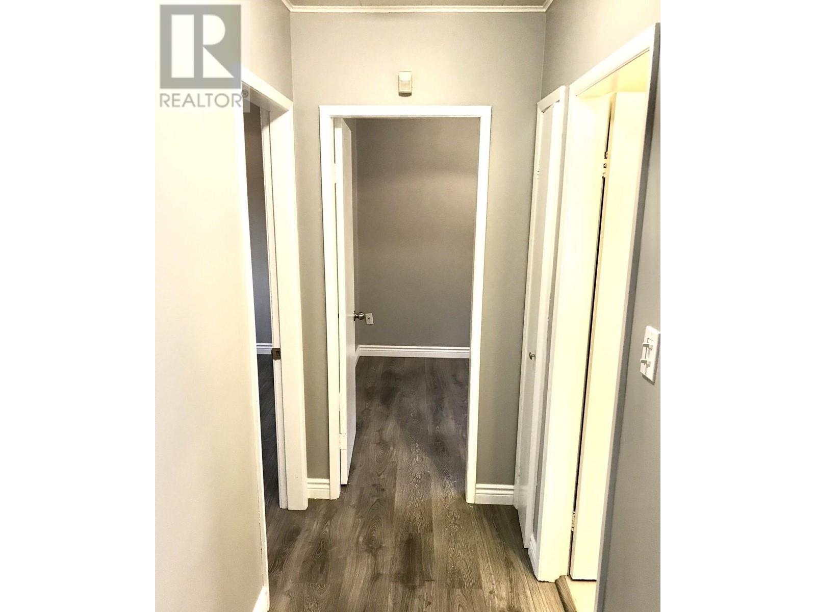 3684 Cedar Drive, Port Coquitlam, British Columbia  V3B 3C9 - Photo 5 - R2863325