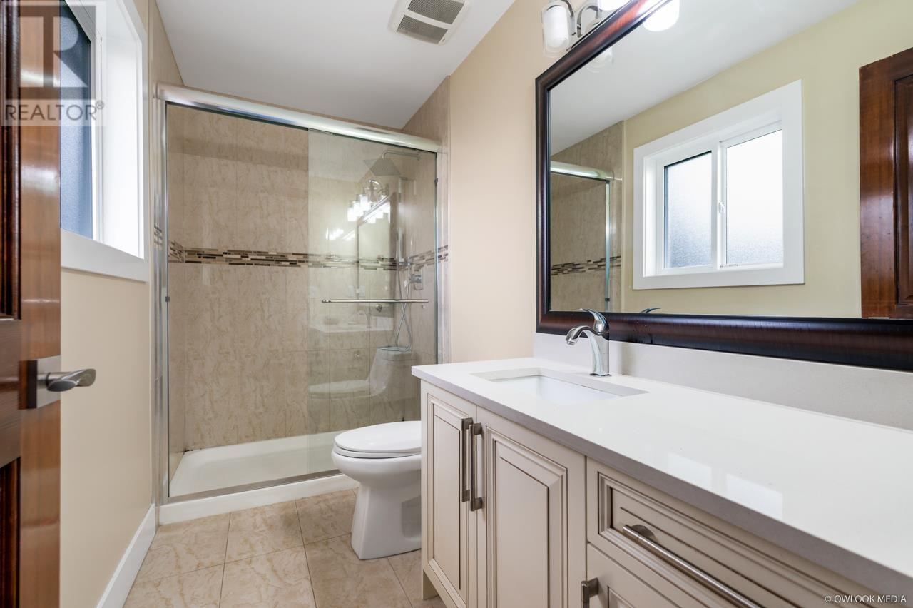 909 Charland Avenue, Coquitlam, British Columbia  V3K 3K5 - Photo 31 - R2863344