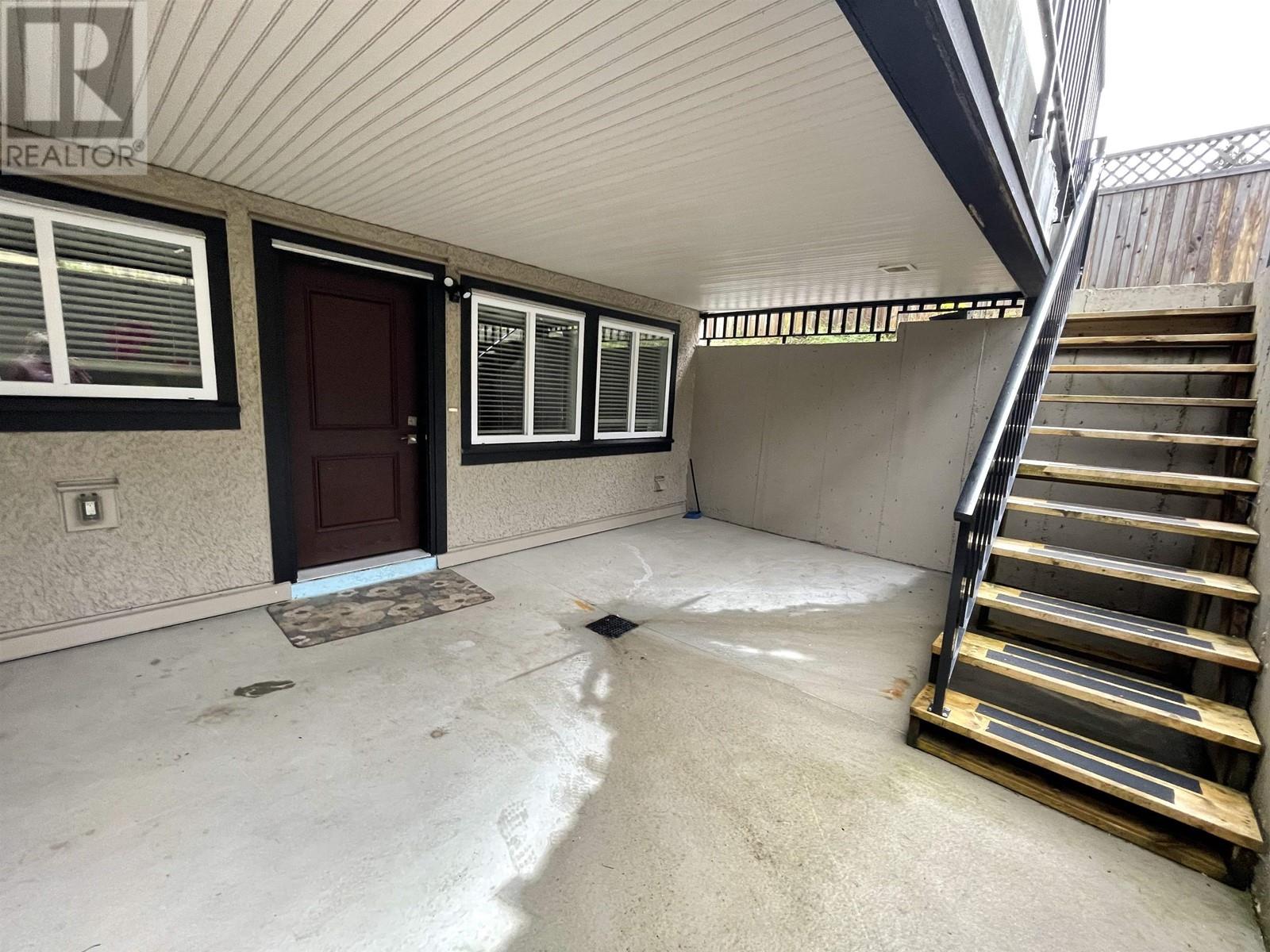 909 Charland Avenue, Coquitlam, British Columbia  V3K 3K5 - Photo 34 - R2863344