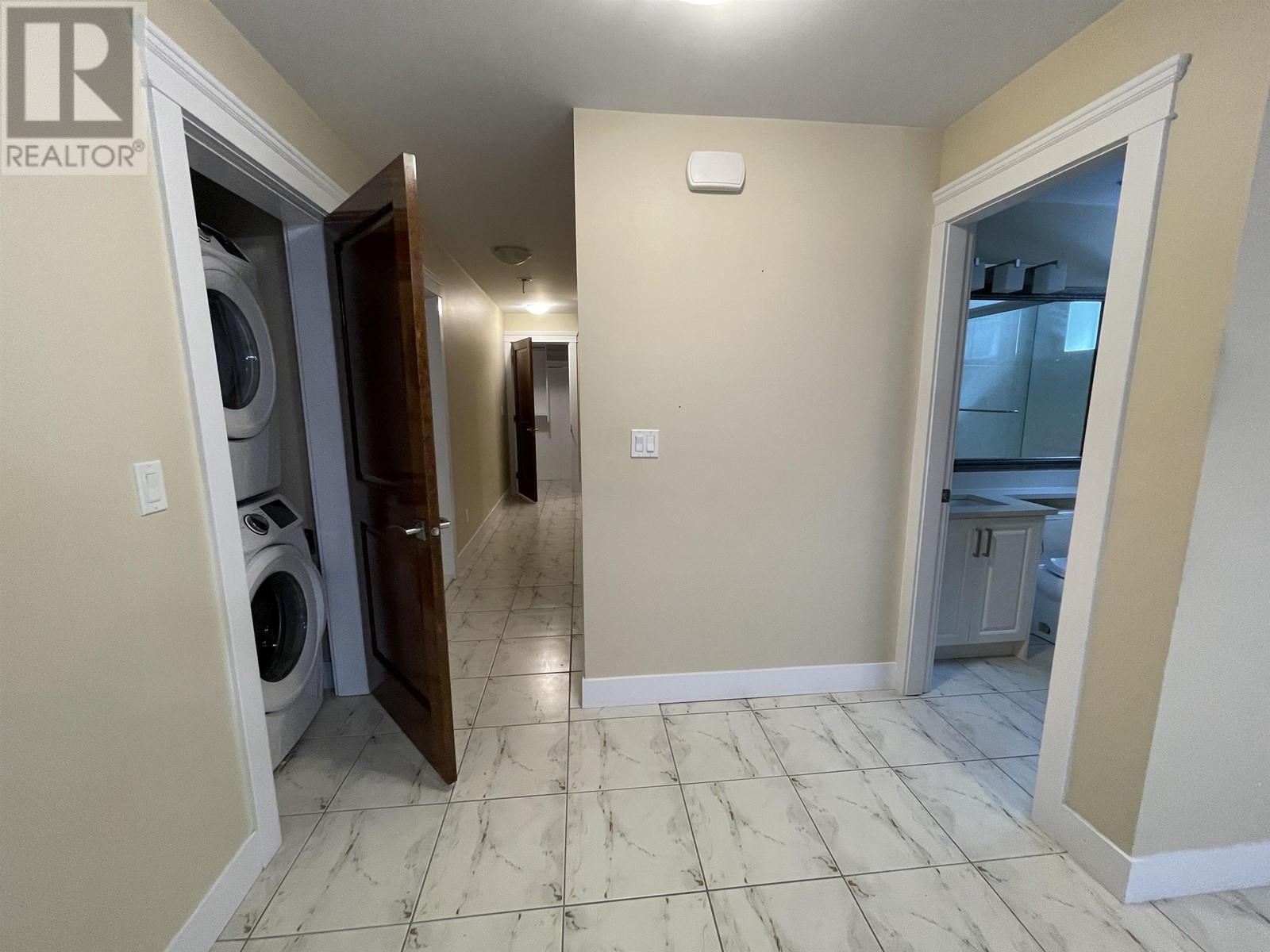 909 Charland Avenue, Coquitlam, British Columbia  V3K 3K5 - Photo 37 - R2863344