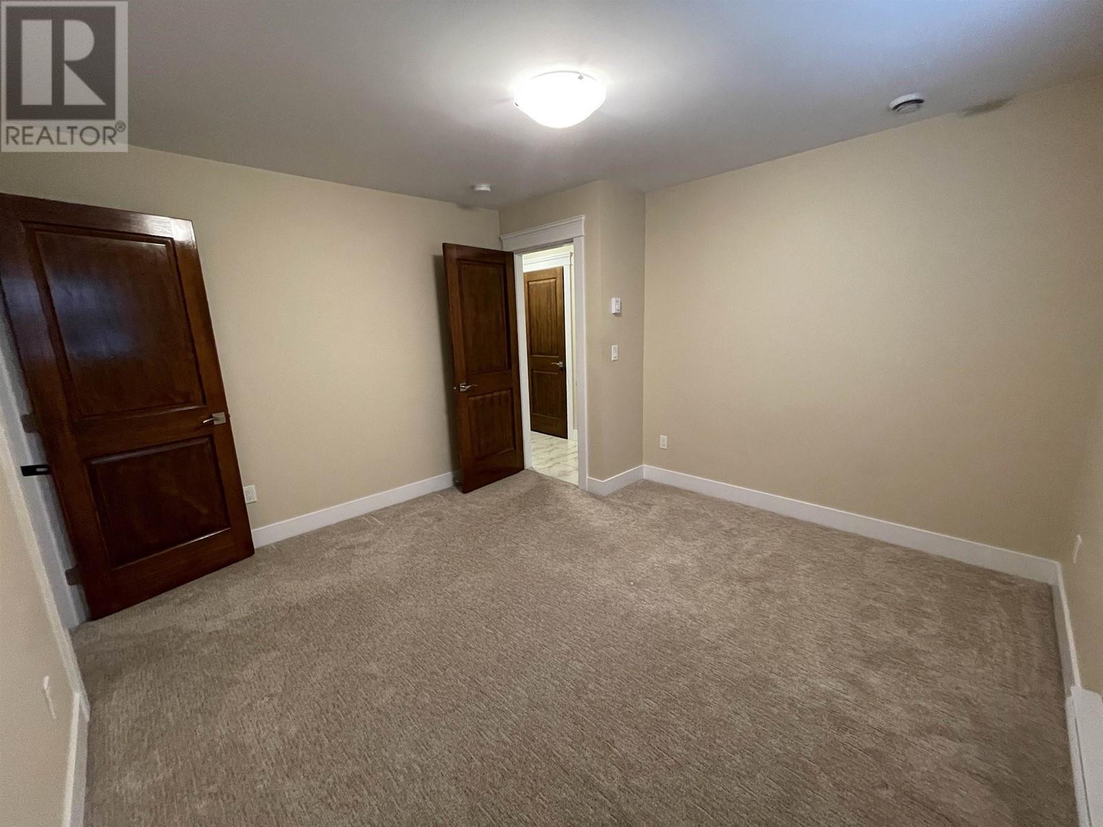 909 Charland Avenue, Coquitlam, British Columbia  V3K 3K5 - Photo 38 - R2863344