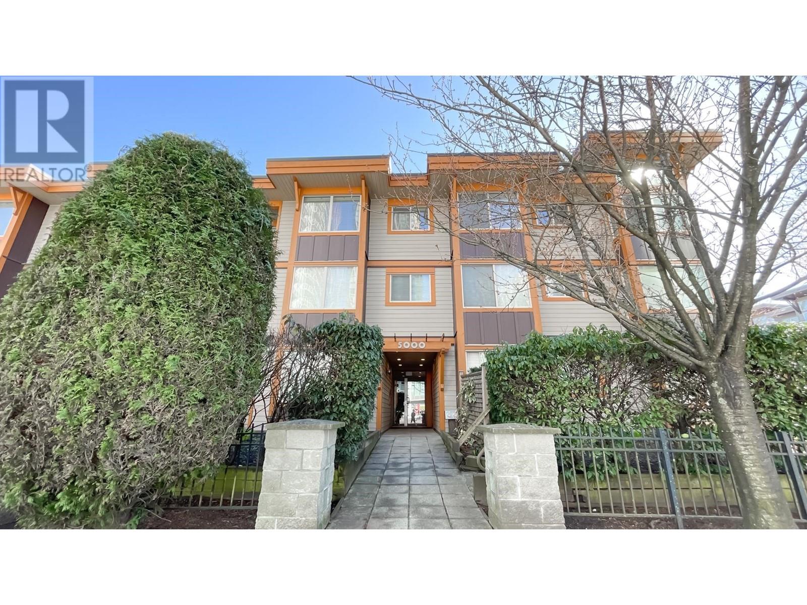 308 5000 Imperial Street, Burnaby, British Columbia  V5J 1C8 - Photo 1 - R2863359