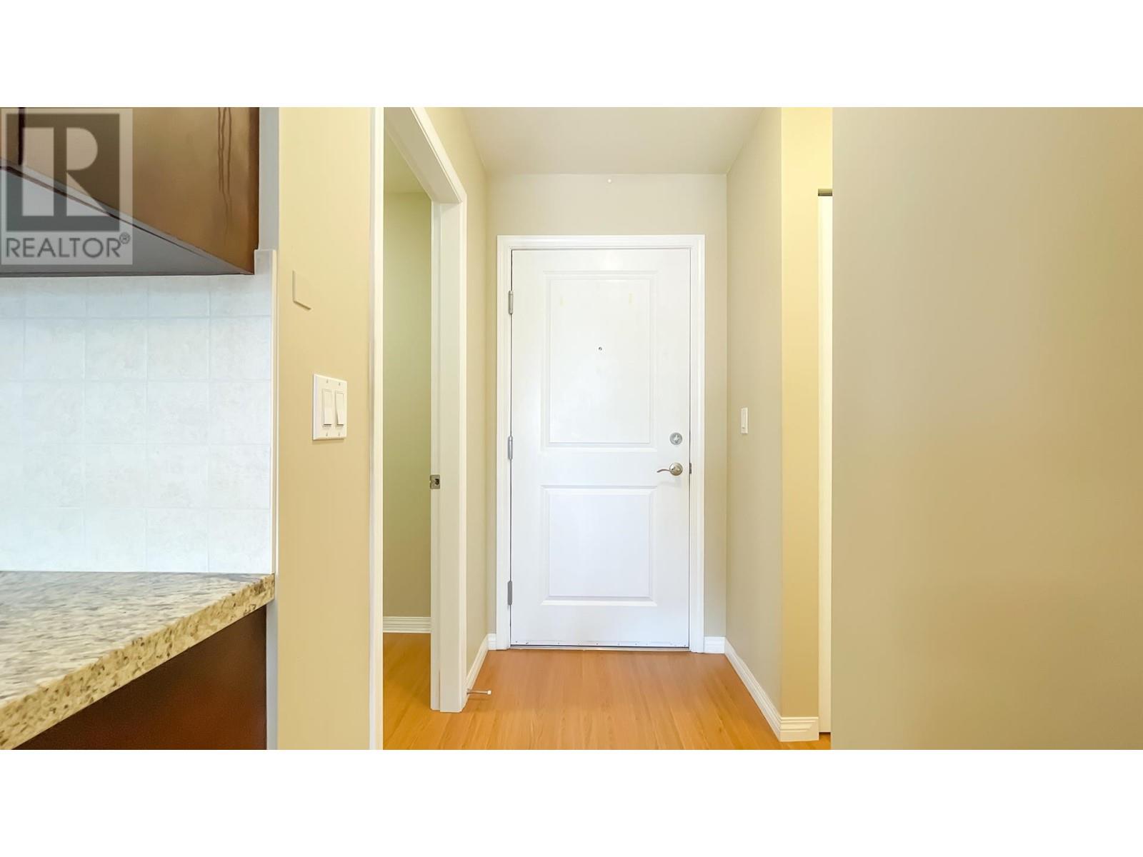308 5000 Imperial Street, Burnaby, British Columbia  V5J 1C8 - Photo 4 - R2863359