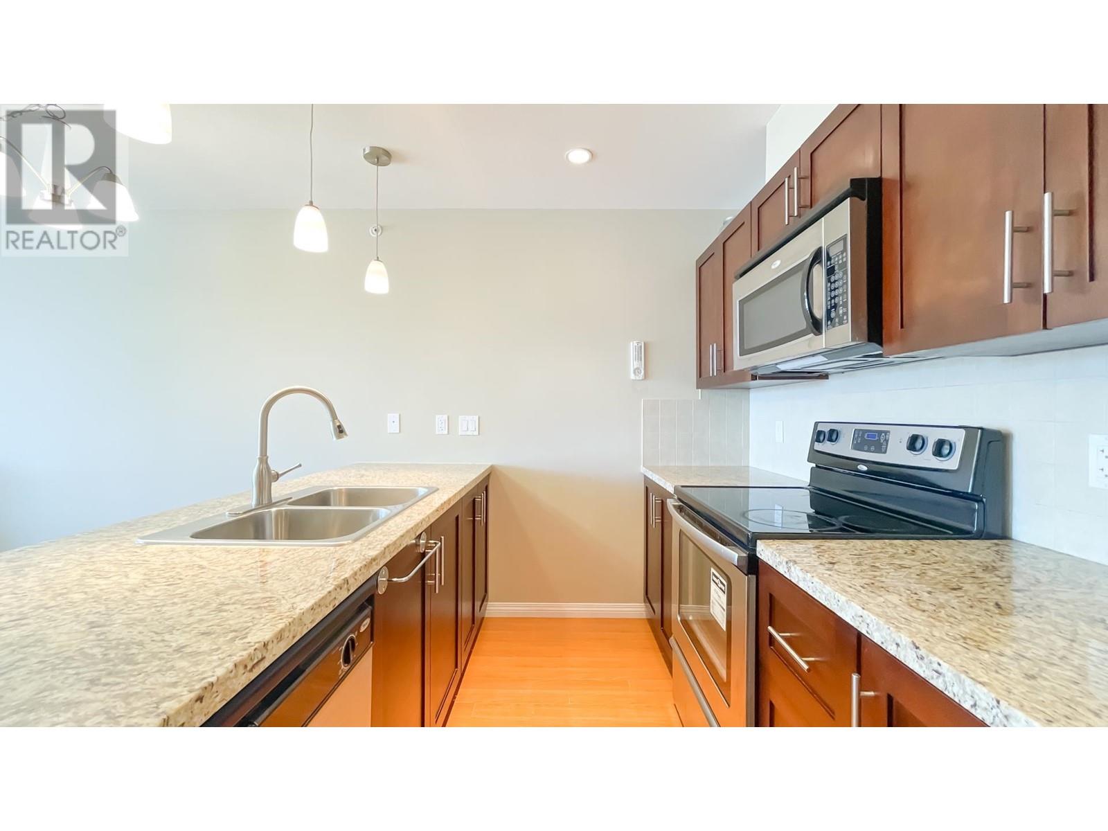308 5000 Imperial Street, Burnaby, British Columbia  V5J 1C8 - Photo 5 - R2863359