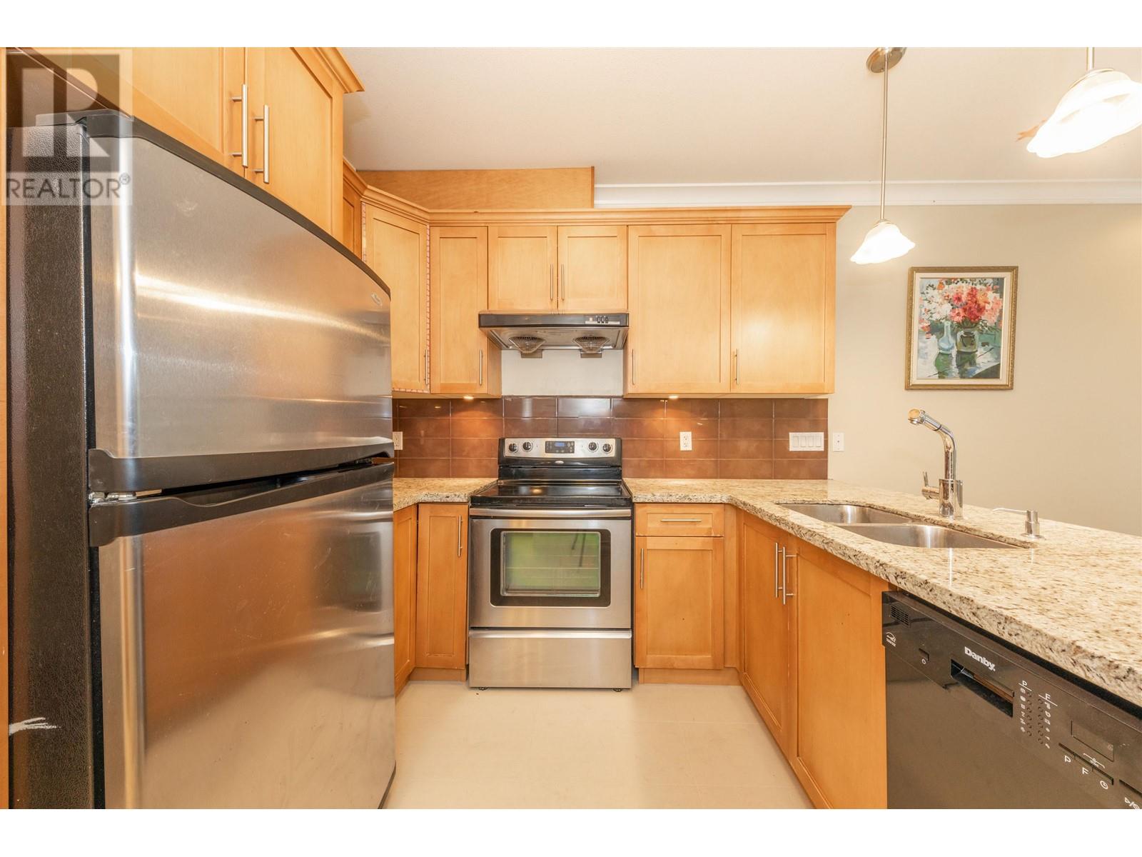 105 5588 Patterson Avenue, Burnaby, British Columbia  V5H 0A7 - Photo 14 - R2863392