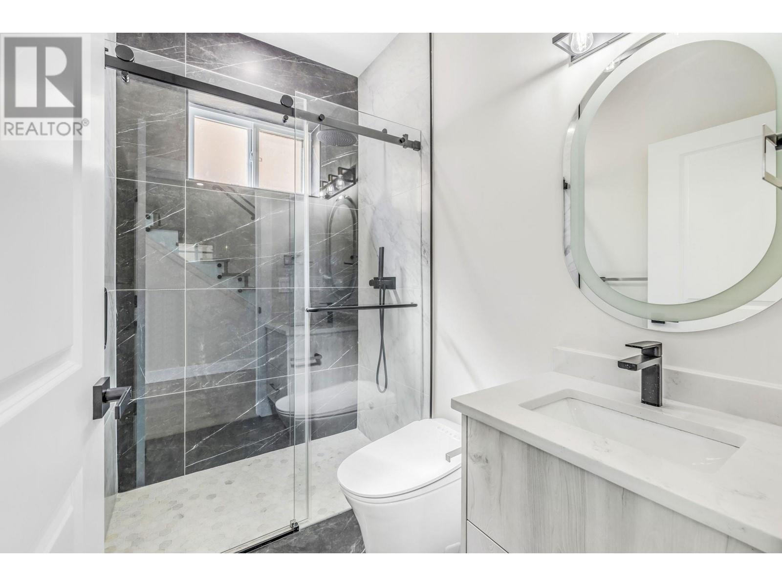 5061 Clarendon Street, Vancouver, British Columbia  V5R 3J6 - Photo 13 - R2857091