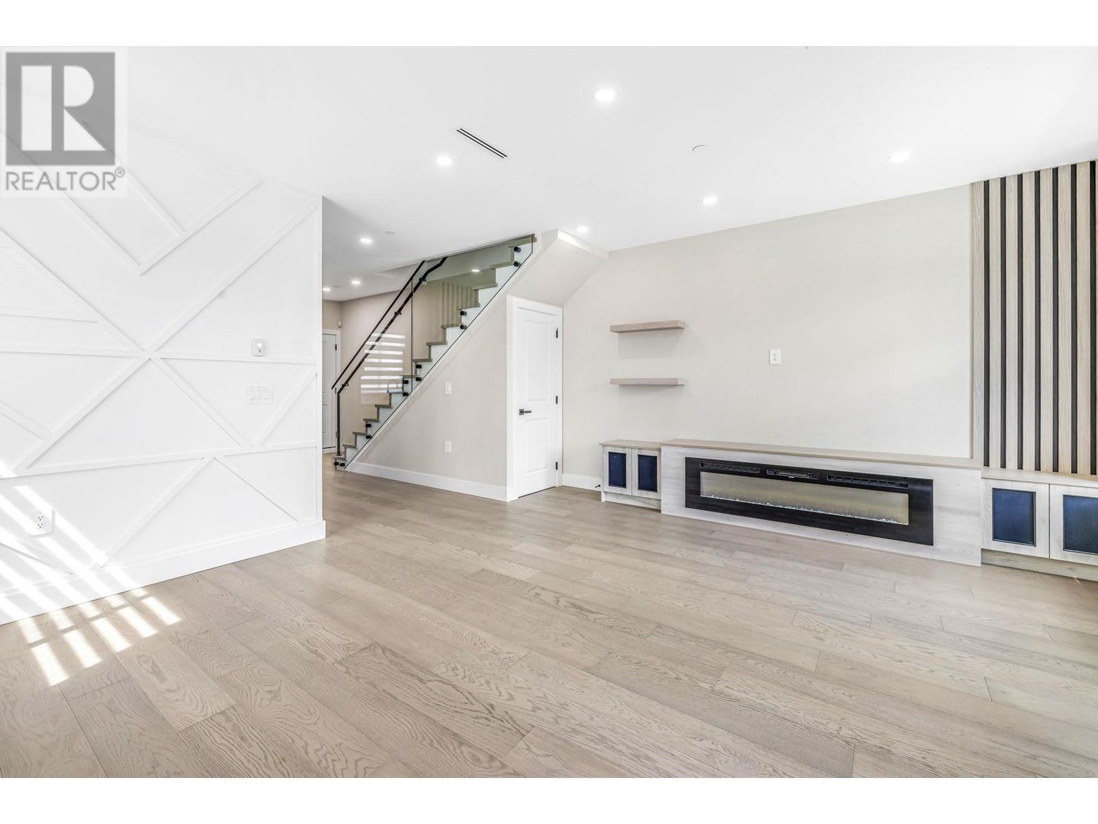 5061 Clarendon Street, Vancouver, British Columbia  V5R 3J6 - Photo 8 - R2857091