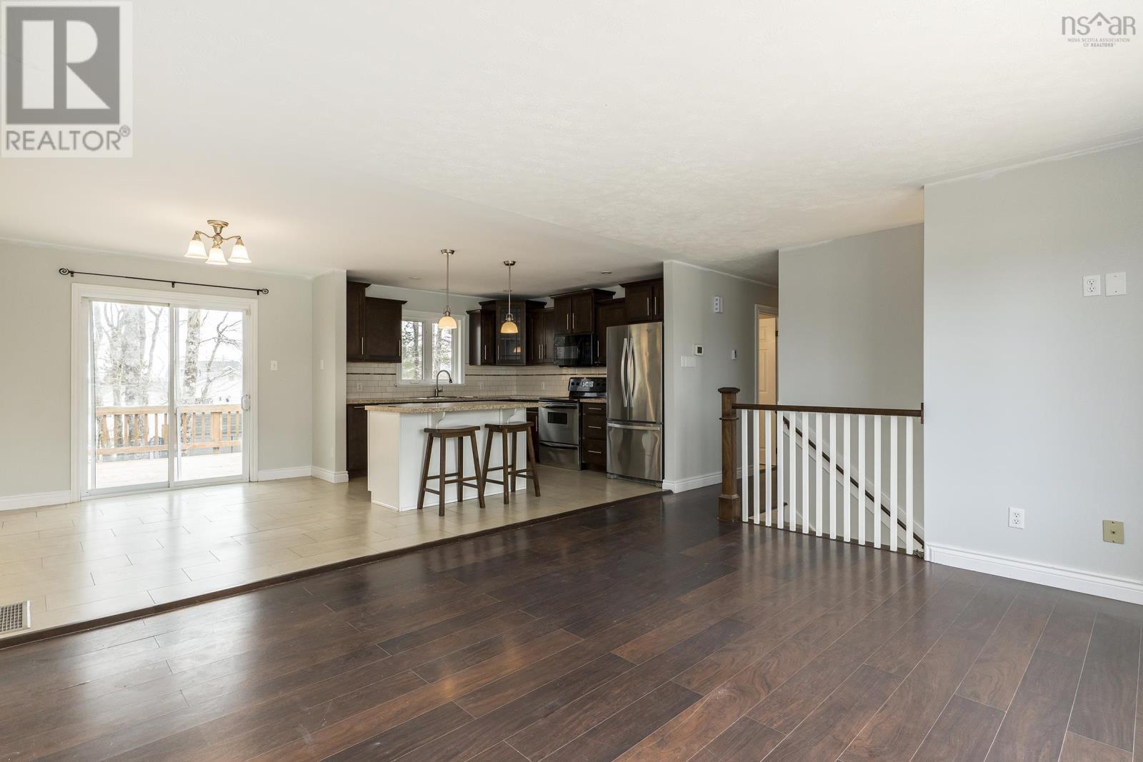 102 Charles Road, Timberlea, Nova Scotia  B3T 1J6 - Photo 6 - 202405507