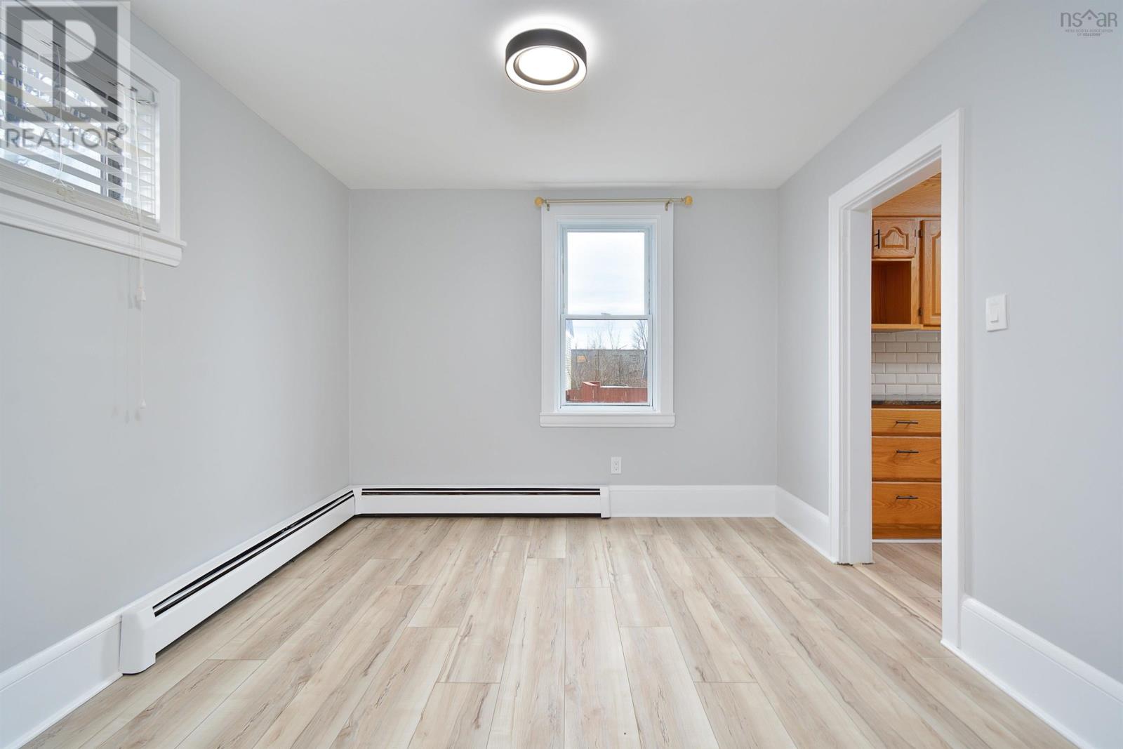 13 Havelock Street, Sydney, Nova Scotia  B1P 1R6 - Photo 12 - 202405514