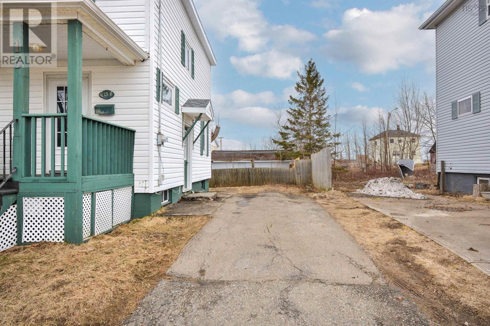 13 Havelock Street, Sydney, Nova Scotia  B1P 1R6 - Photo 37 - 202405514